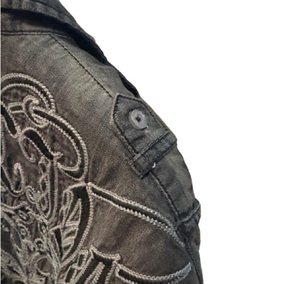 2/$20 Roar Gray Lightweight Shirt Jacket with Collared Design - Picture 5 of 8